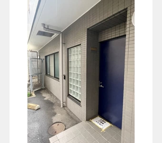 Room image 16