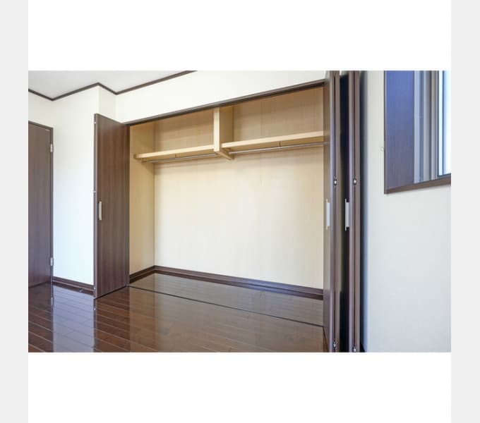 Room image 14