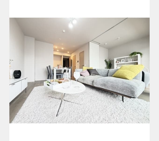 Preview interior of Proud Kawasaki Yako