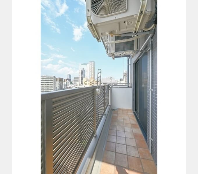 Room image 9