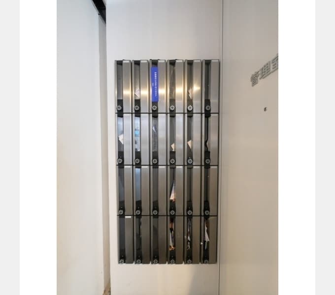 Room image 10