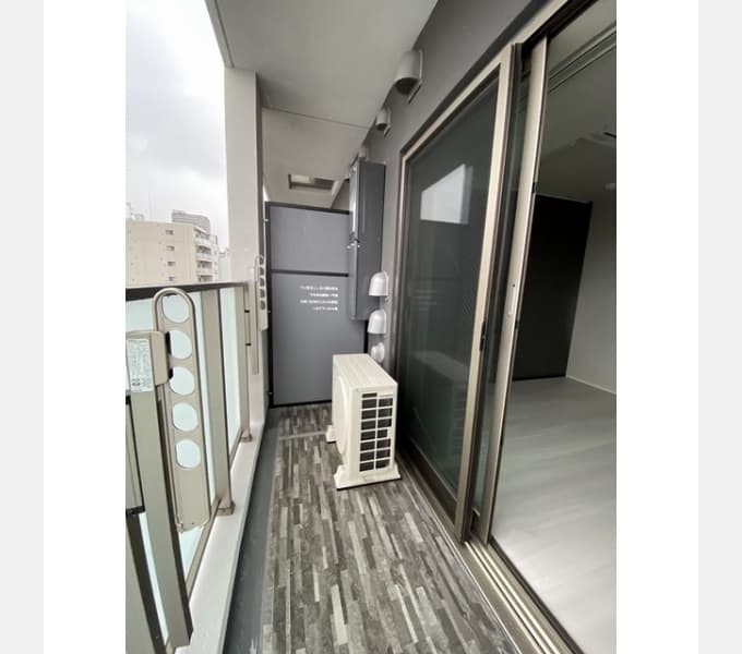 Room image 10