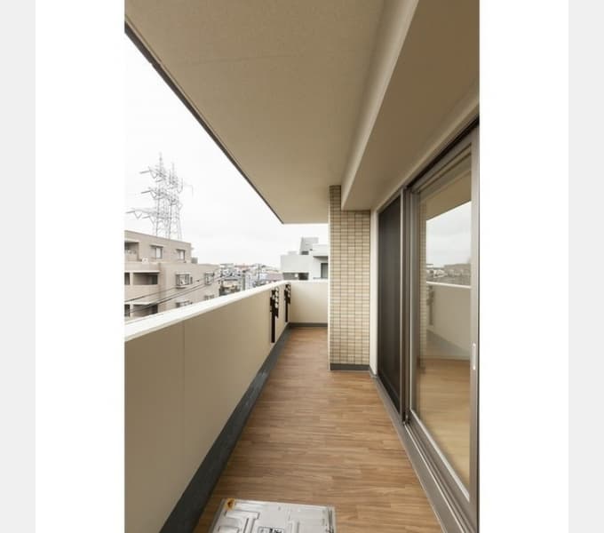 Room image 11
