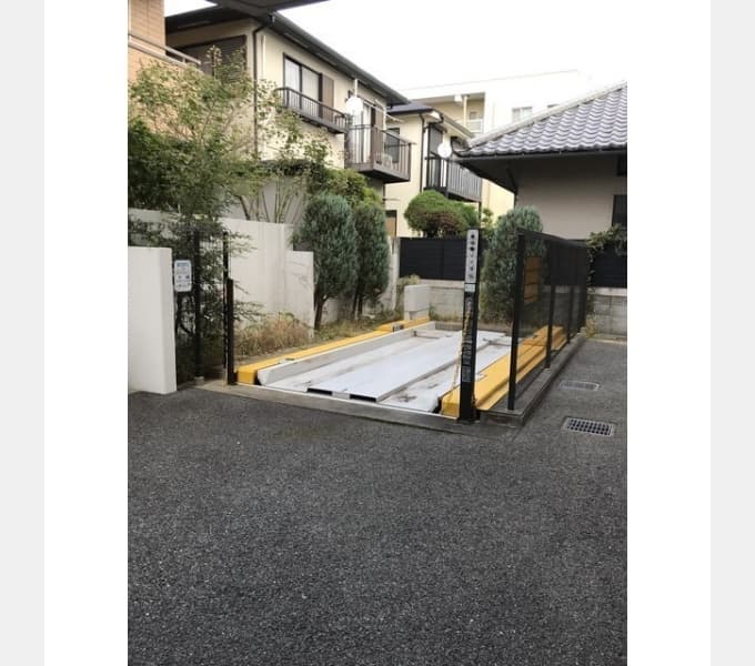 Room image 10
