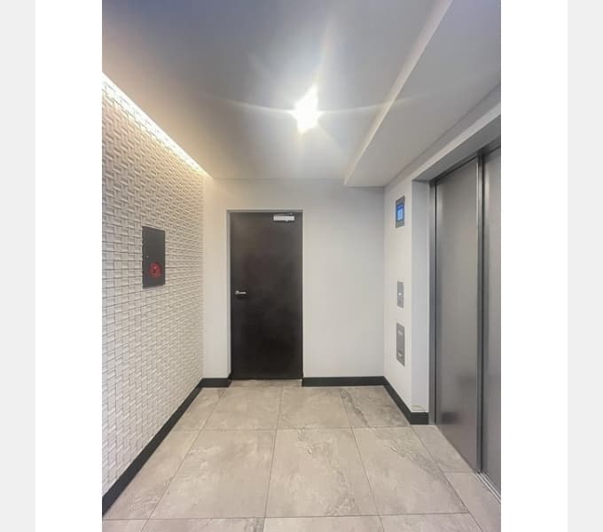 Room image 15