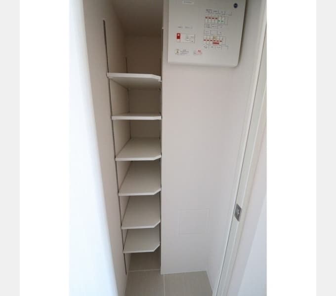 Room image 12