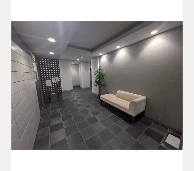 Room image 16