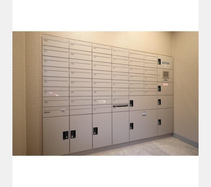 Room image 8