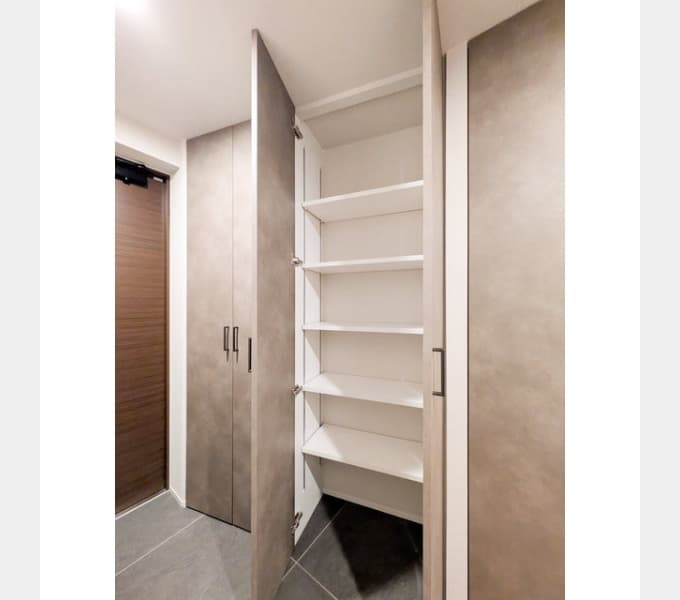 Room image 14