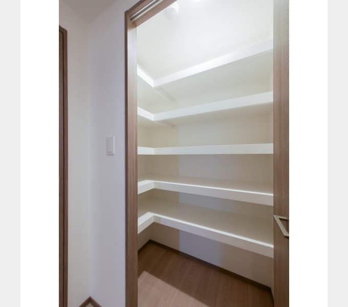 Room image 13