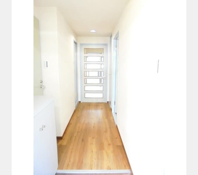 Room image 15