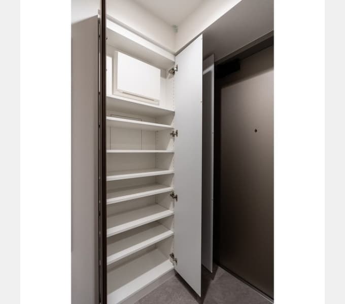 Room image 14