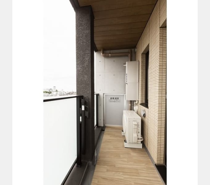 Room image 10