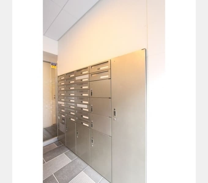 Room image 12