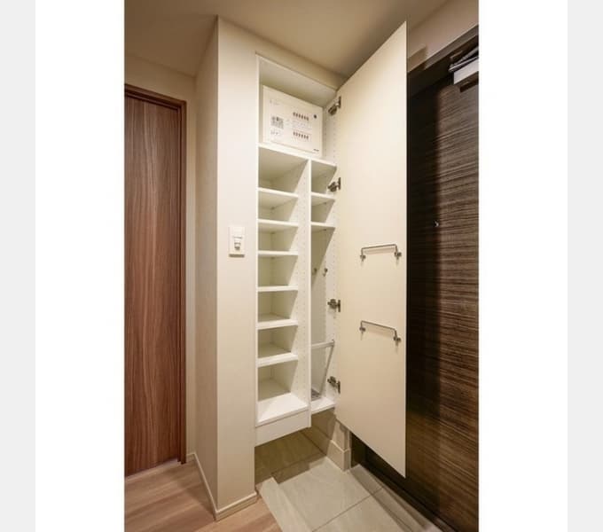 Room image 13