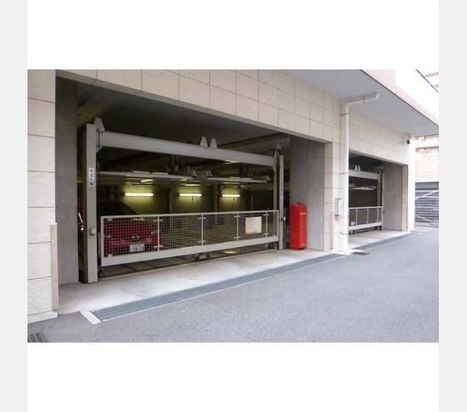 Room image 16