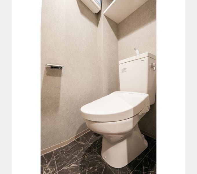 Room image 8