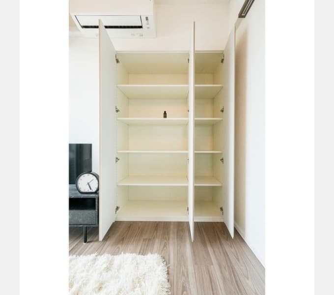 Room image 8
