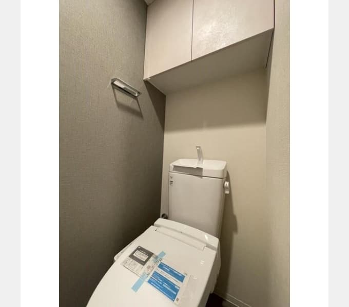 Room image 8