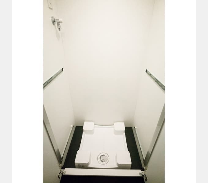 Room image 12