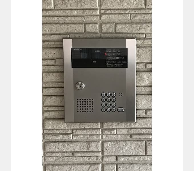 Room image 11