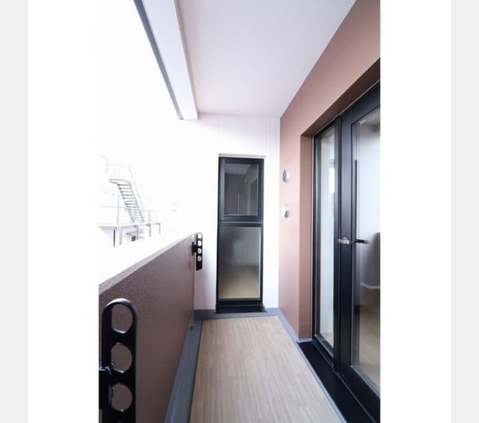 Room image 9