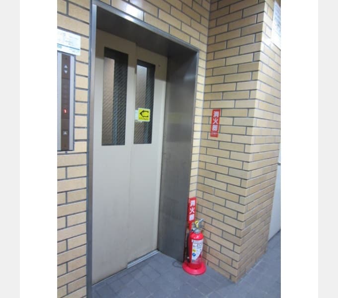 Room image 15