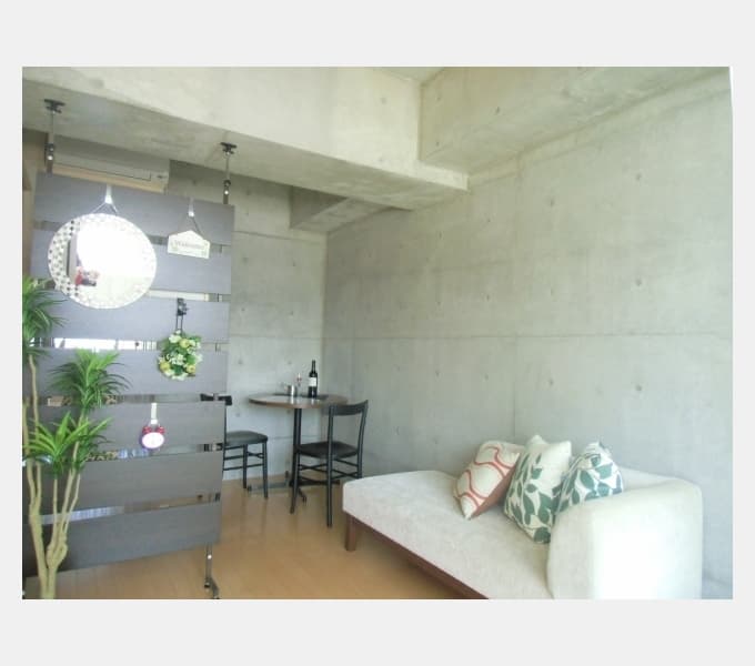 Room image 8