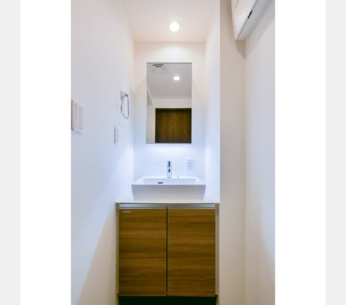 Room image 11