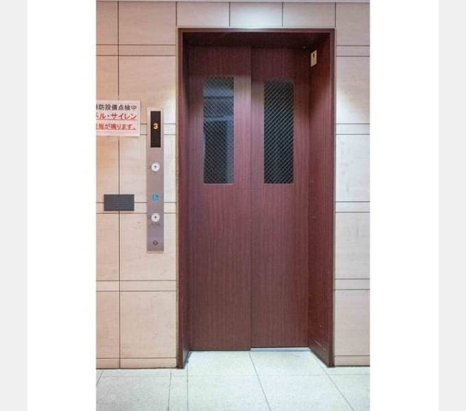 Room image 9