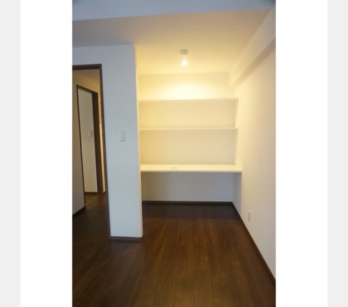 Room image 15