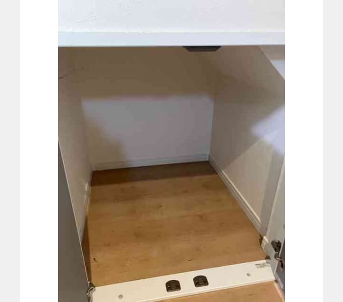 Room image 15