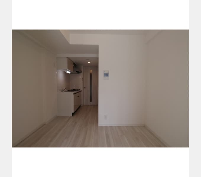 Room image 16