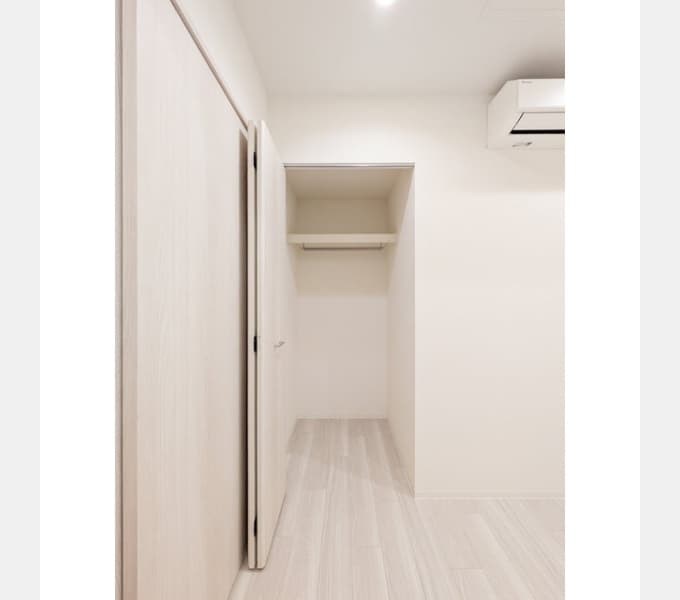 Room image 14