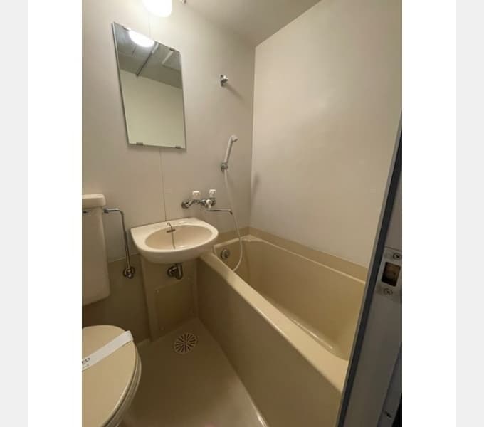 Room image 11