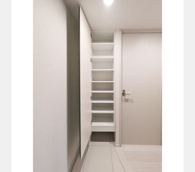 Room image 13