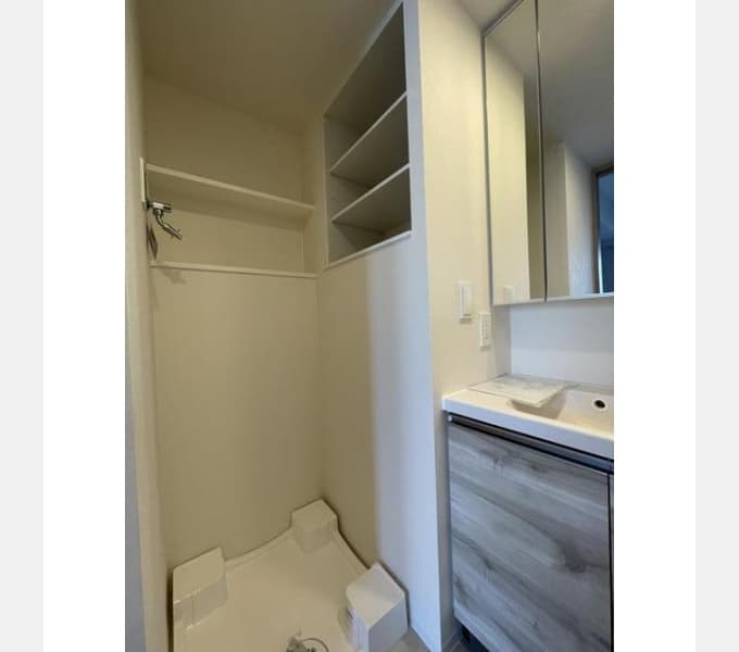 Room image 16