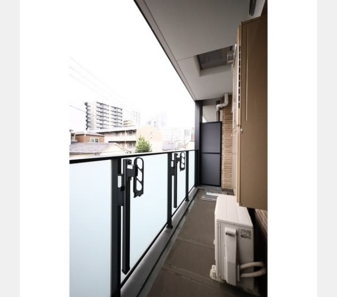 Room image 14