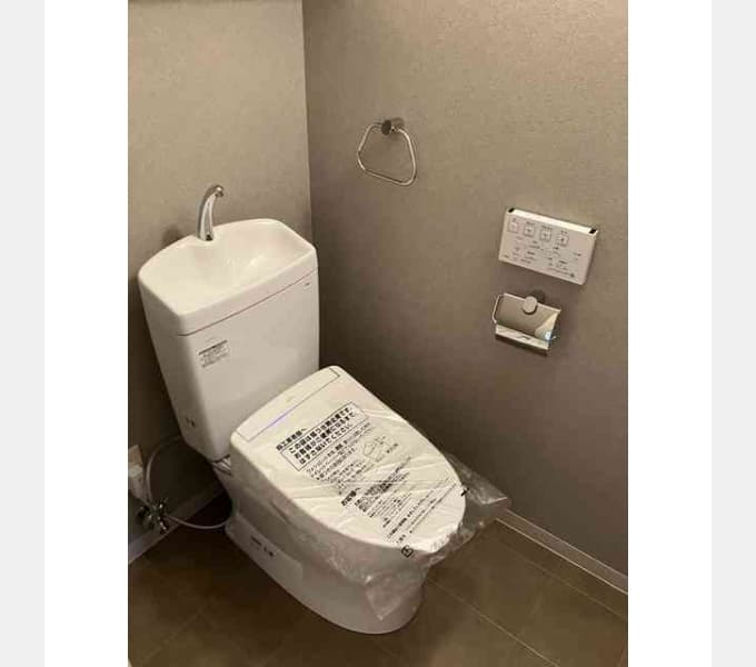 Room image 11