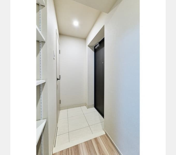 Room image 11