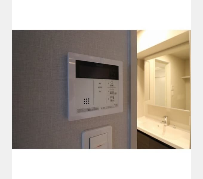 Room image 12