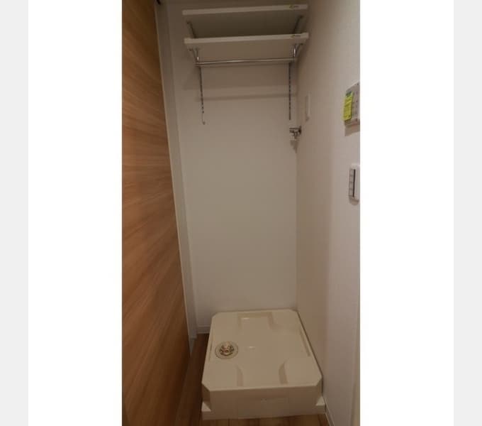 Room image 13