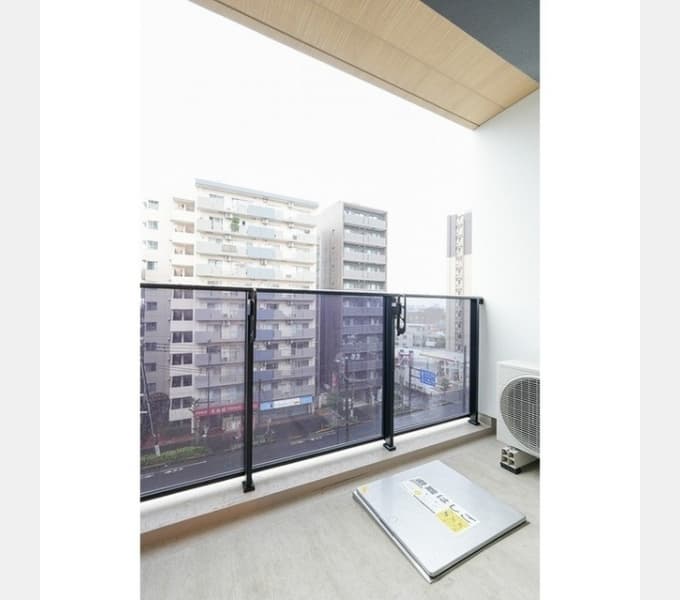 Room image 11