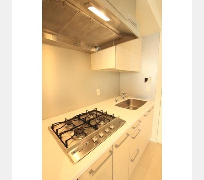 Room image 8