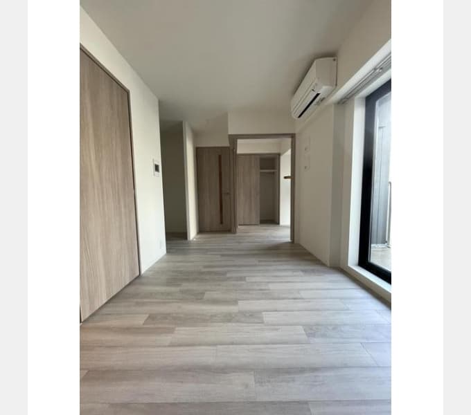 Room image 14