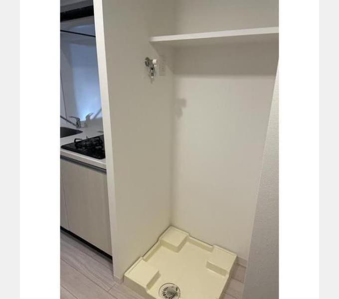 Room image 11
