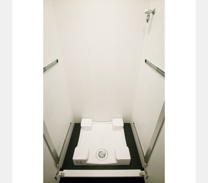 Room image 12
