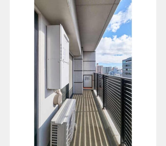 Room image 15