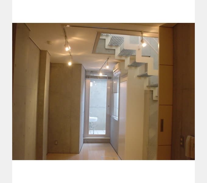 Room image 8