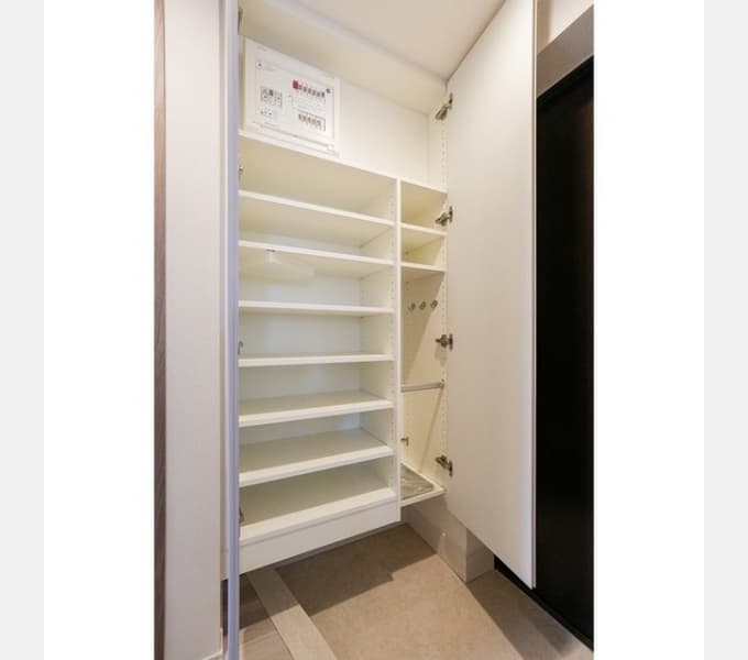 Room image 13